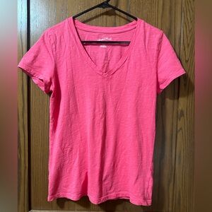 Women’s Universal Thread V-Neck Tee